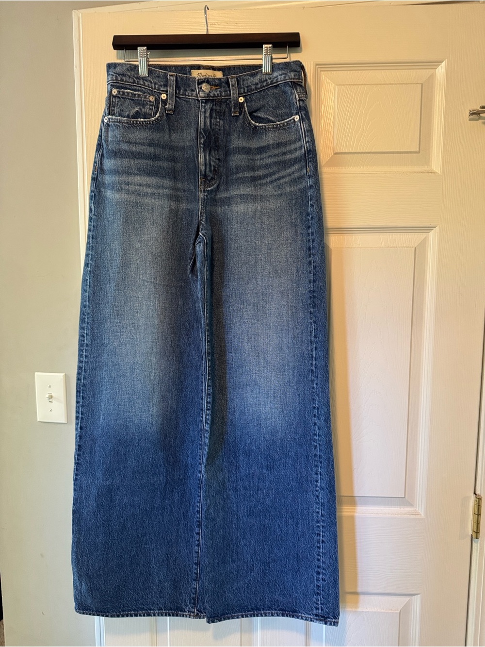 Madewell Superwide-Leg Jeans in Desota Wash - Picture 7 of 9